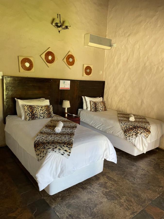 Buffalo Hotel Hectorspruit Eksteriør bilde